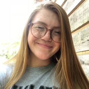 Meet your Posher, Kaylee